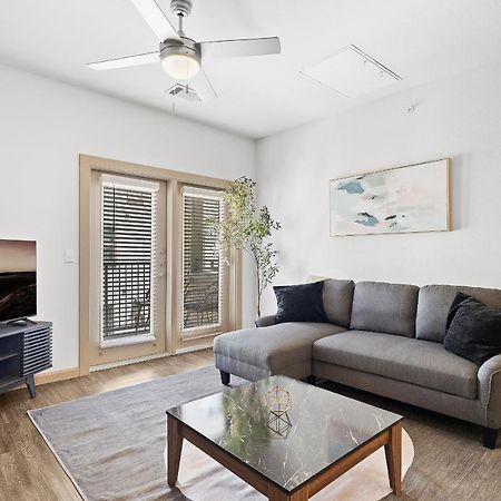 Luxe 3B/2B Getaway - Pool, Gym, Parking, Pet Wash Appartement Leander Buitenkant foto