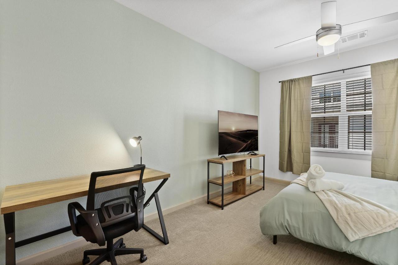 Luxe 3B/2B Getaway - Pool, Gym, Parking, Pet Wash Appartement Leander Buitenkant foto