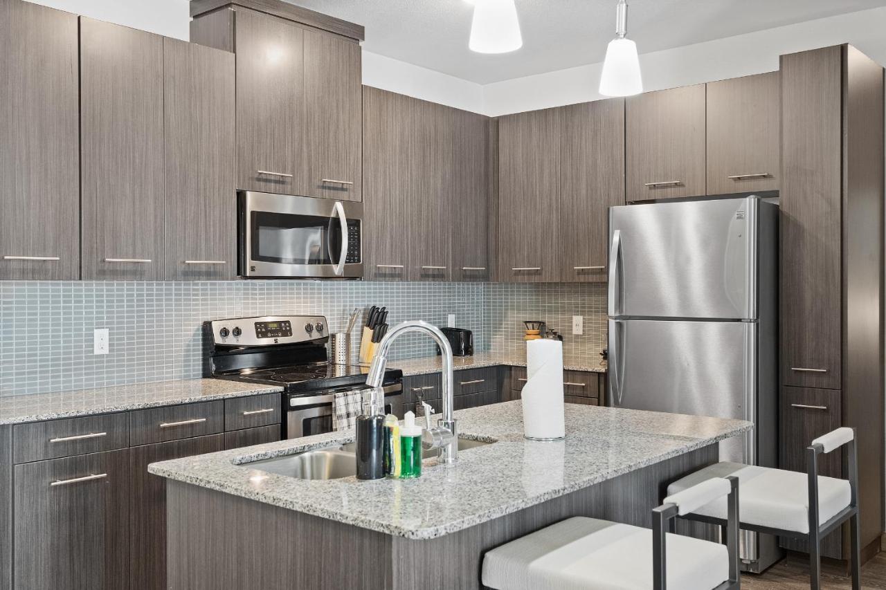 Luxe 3B/2B Getaway - Pool, Gym, Parking, Pet Wash Appartement Leander Buitenkant foto