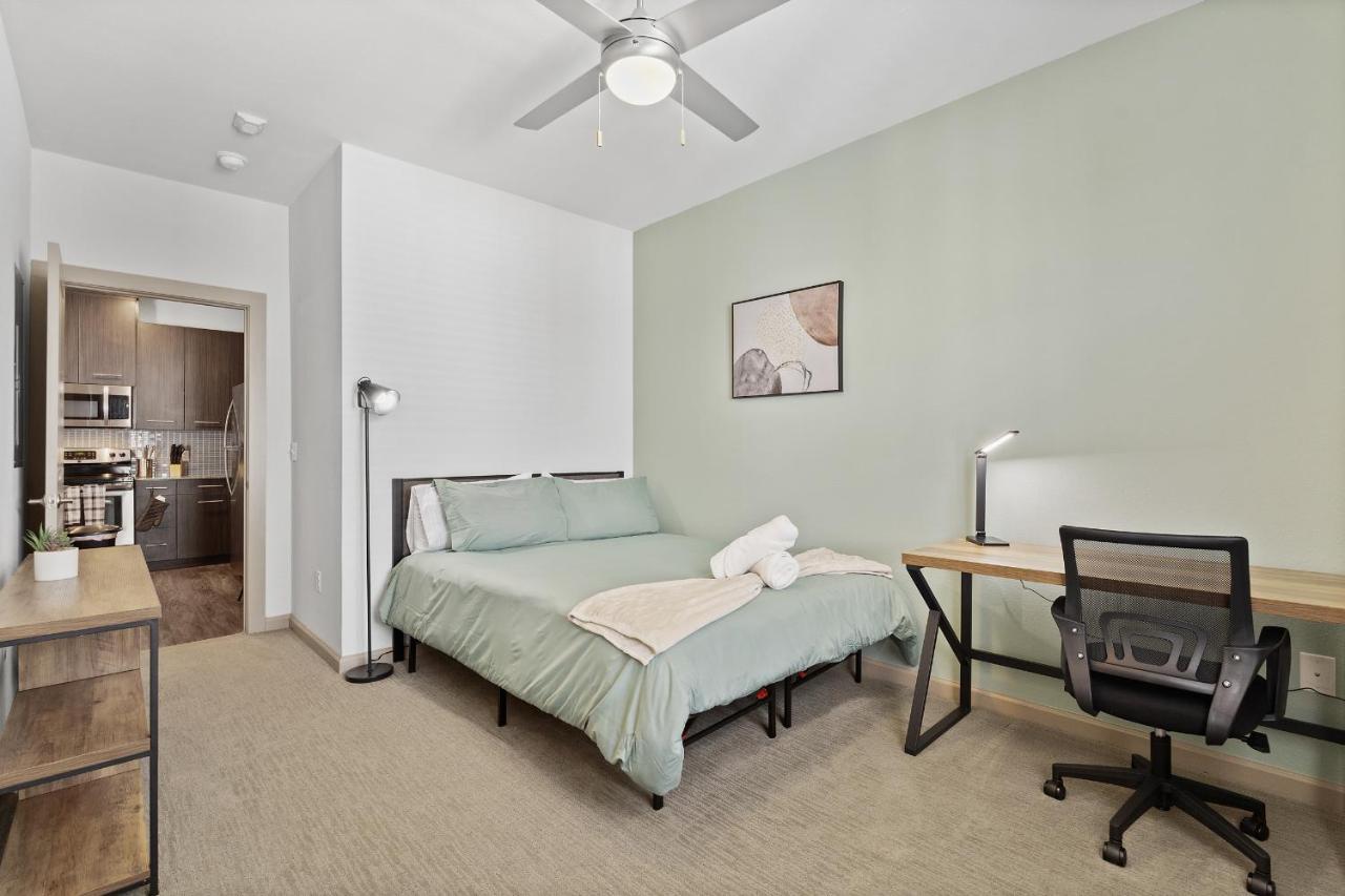 Luxe 3B/2B Getaway - Pool, Gym, Parking, Pet Wash Appartement Leander Buitenkant foto